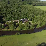 La Claire Fontaine, Logis & Szálloda