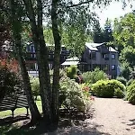 La Claire Fontaine, Logis &