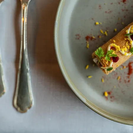 La Claire Fontaine, Logis & 4*