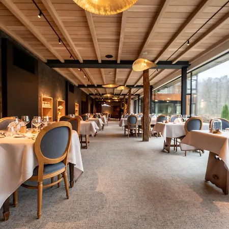 La Claire Fontaine, Logis & ラ・ロシュ・アン・アルデンヌ