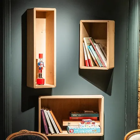 La Claire Fontaine, Logis & La-Roche-en-Ardenne