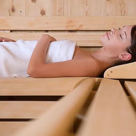 La Claire Fontaine, Logis & 4* La-Roche-en-Ardenne