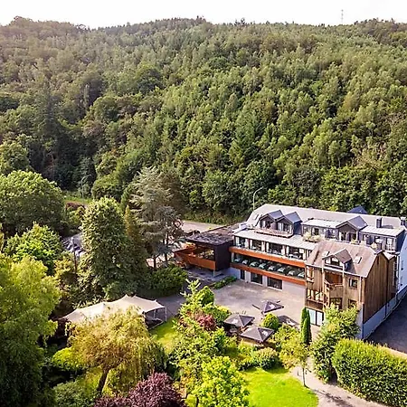 Отель Hostellerie La Claire Fontaine, Logis Hotels & Spa Included Ла-Рош-ан-Арден