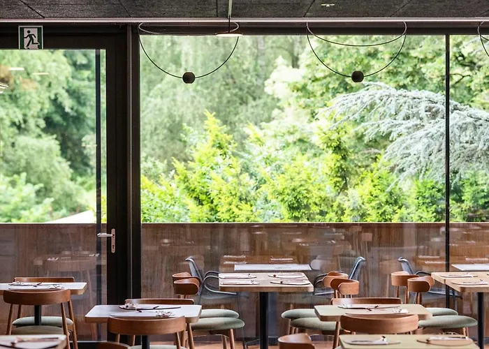 La Claire Fontaine, Logis & 4* La-Roche-en-Ardenne