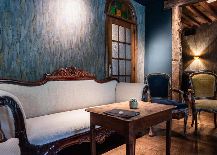 La Claire Fontaine, Logis & Otel La-Roche-en-Ardenne