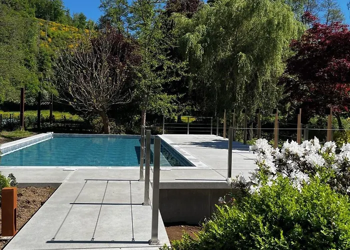 La Claire Fontaine, Logis & 4*