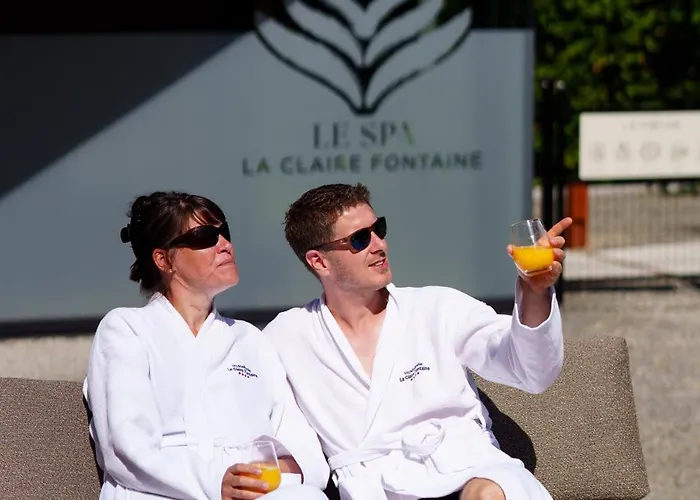 Otel La Claire Fontaine, Logis & 4*