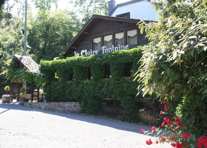 La Claire Fontaine, Logis & Otel