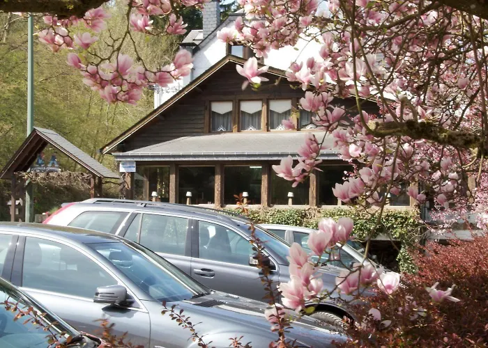 La Claire Fontaine, Logis & 4*